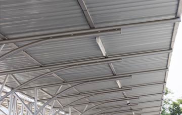 installing Poundon metal roofing