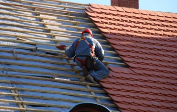 roof tiles Poundon, Buckinghamshire